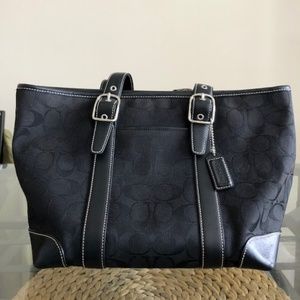 Coach Tote in Black